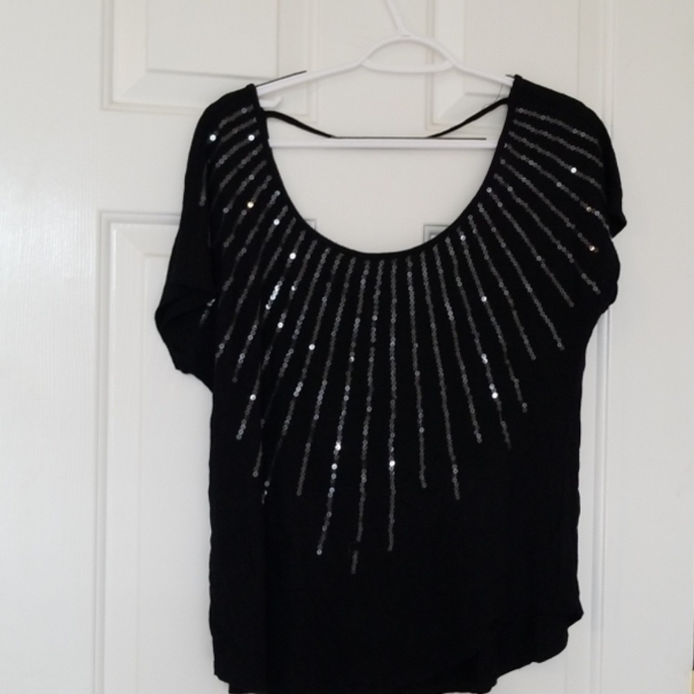 Scoop neck sequin top